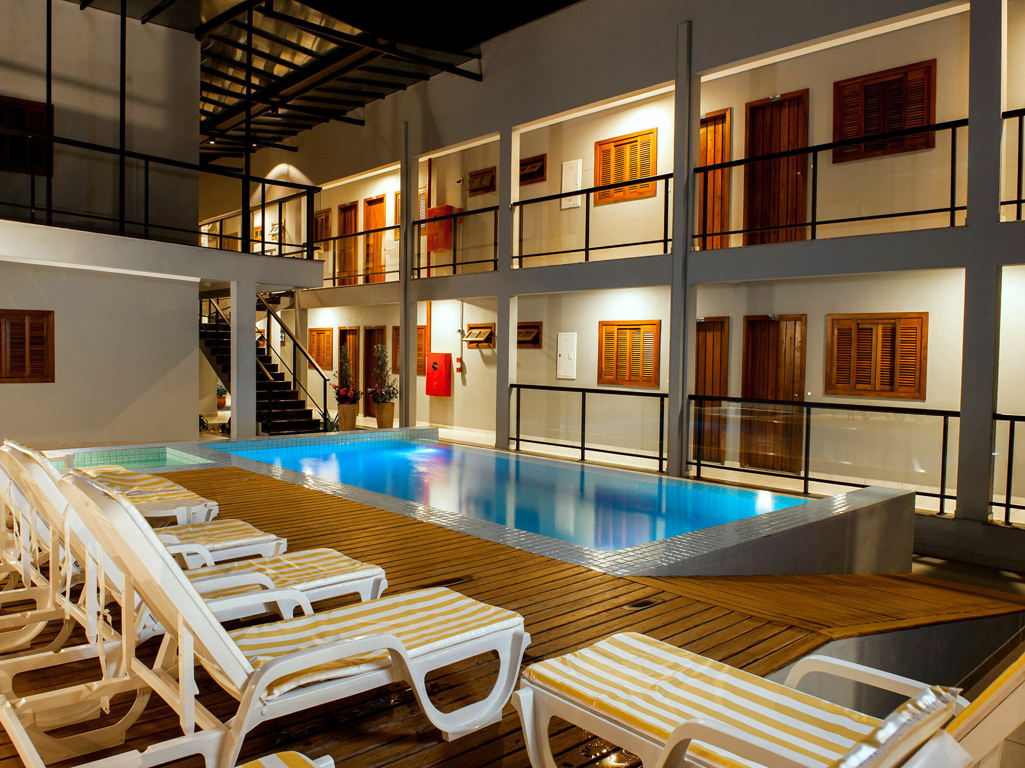 Clh Suites Bonito Centro Exteriör bild